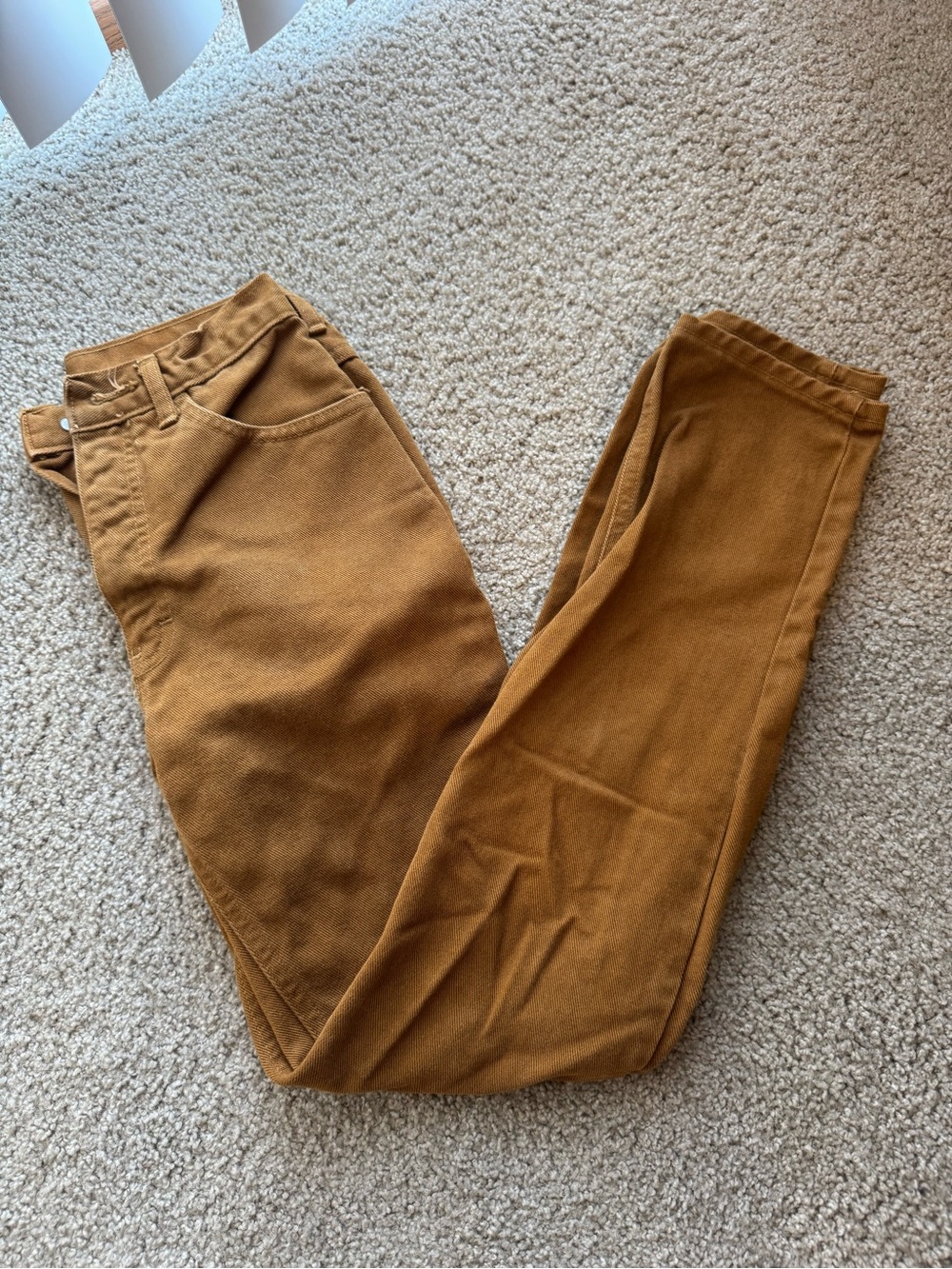Women's Straight-Leg Jeans in Warm Brown